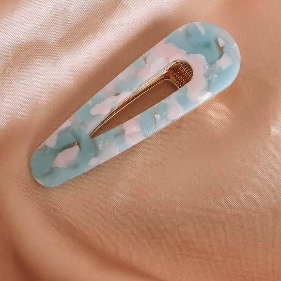 baby blue hair accessories